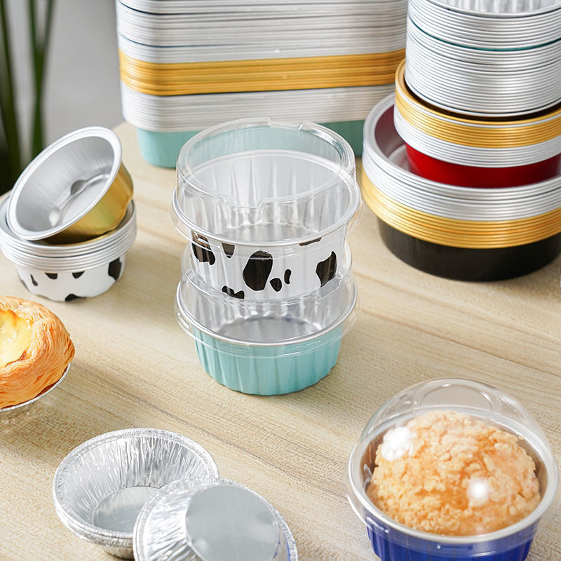 Tazas para hornear de papel de aluminio sellables de oro pequeño con tapa de plástico